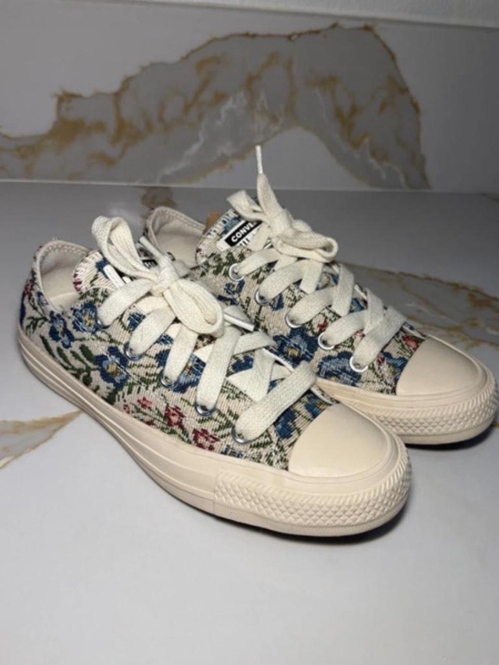 Converse Floral Low-Top Sneakers in Cream with Multicolor Embroidery